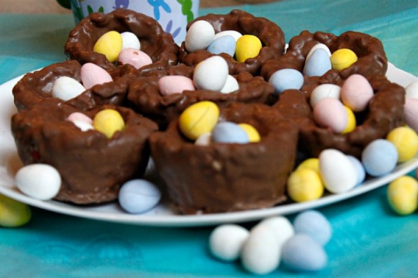Chocolate Covered Rice Krispie Easter Nests