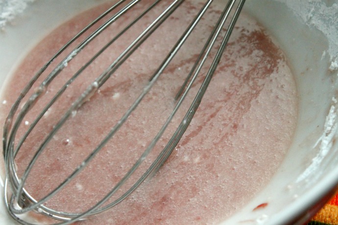 Strawberry White Chocolate Glaze