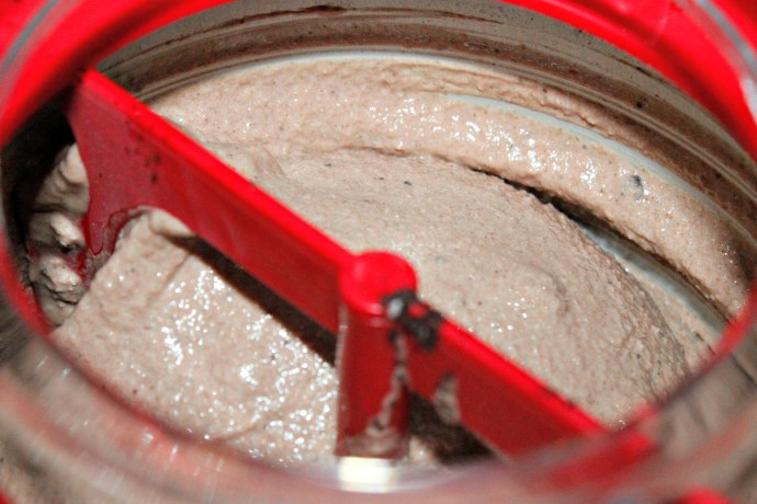 Worms in Dirt Frozen Yogurt #Recipe + Hamilton Beach Canada - Ingredients