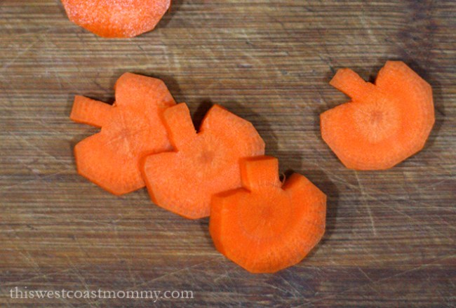 halloween-carrot-slices
