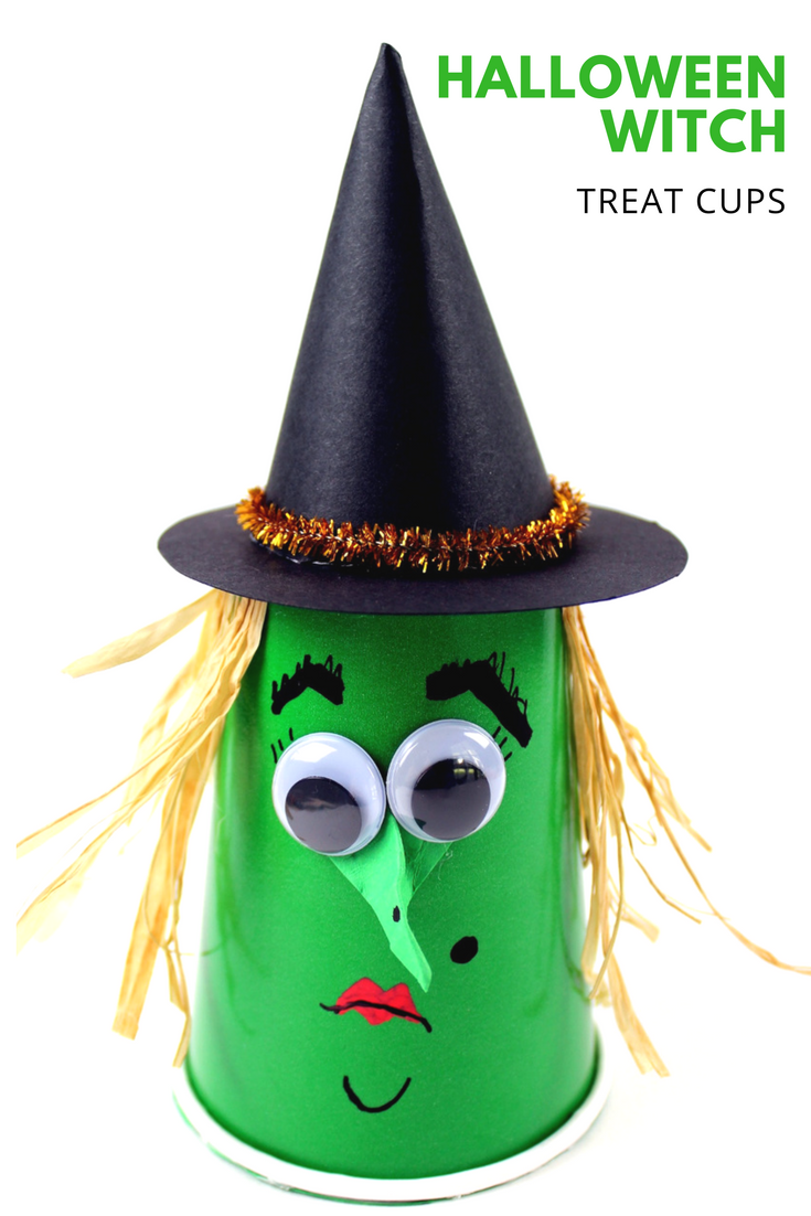 Halloween Witch Treat Cups - an easy DIY Halloween craft that PERFECT for holding your party favours!