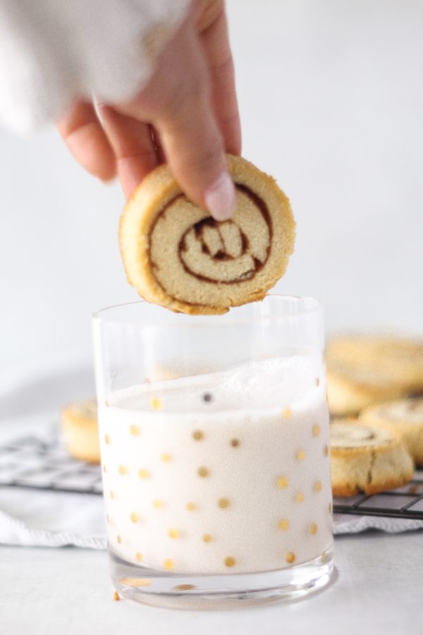 Keto Cinnamon Swirl Cookies